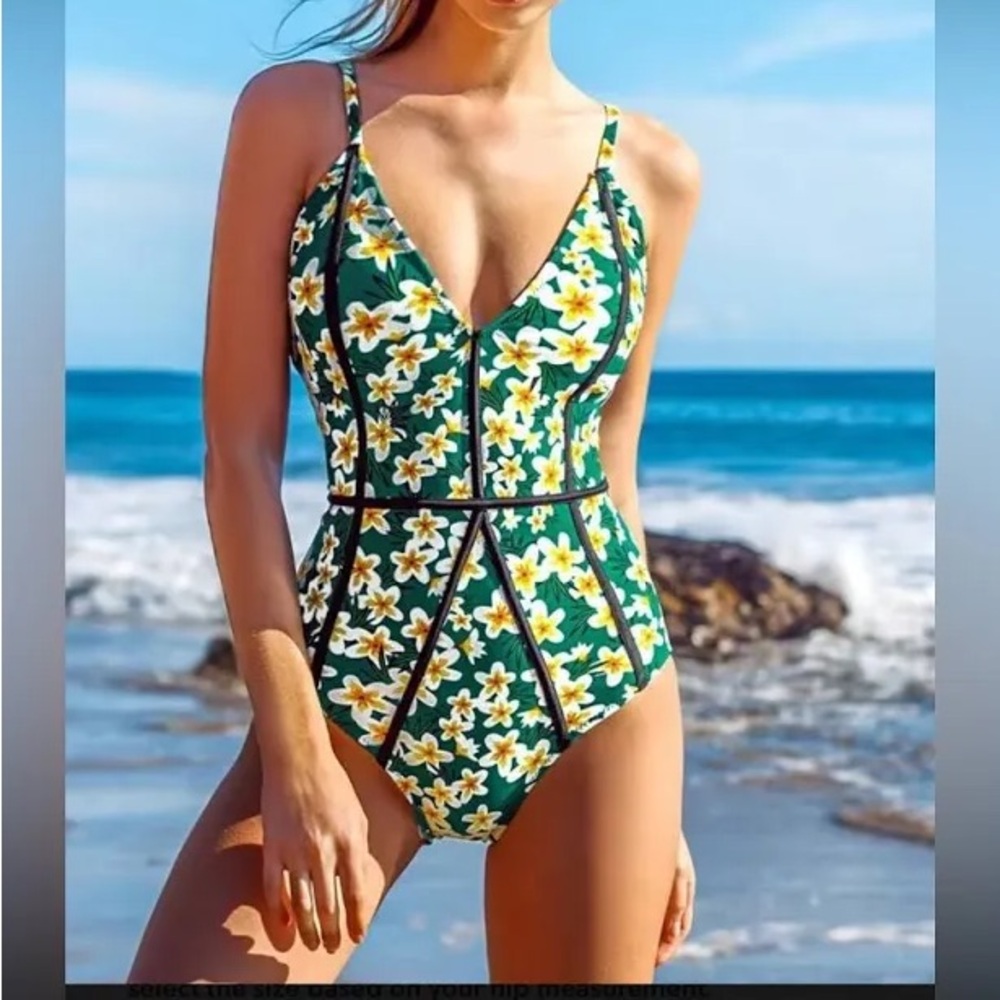 Cupshe Green and Yellow Floral One Piece Size Small